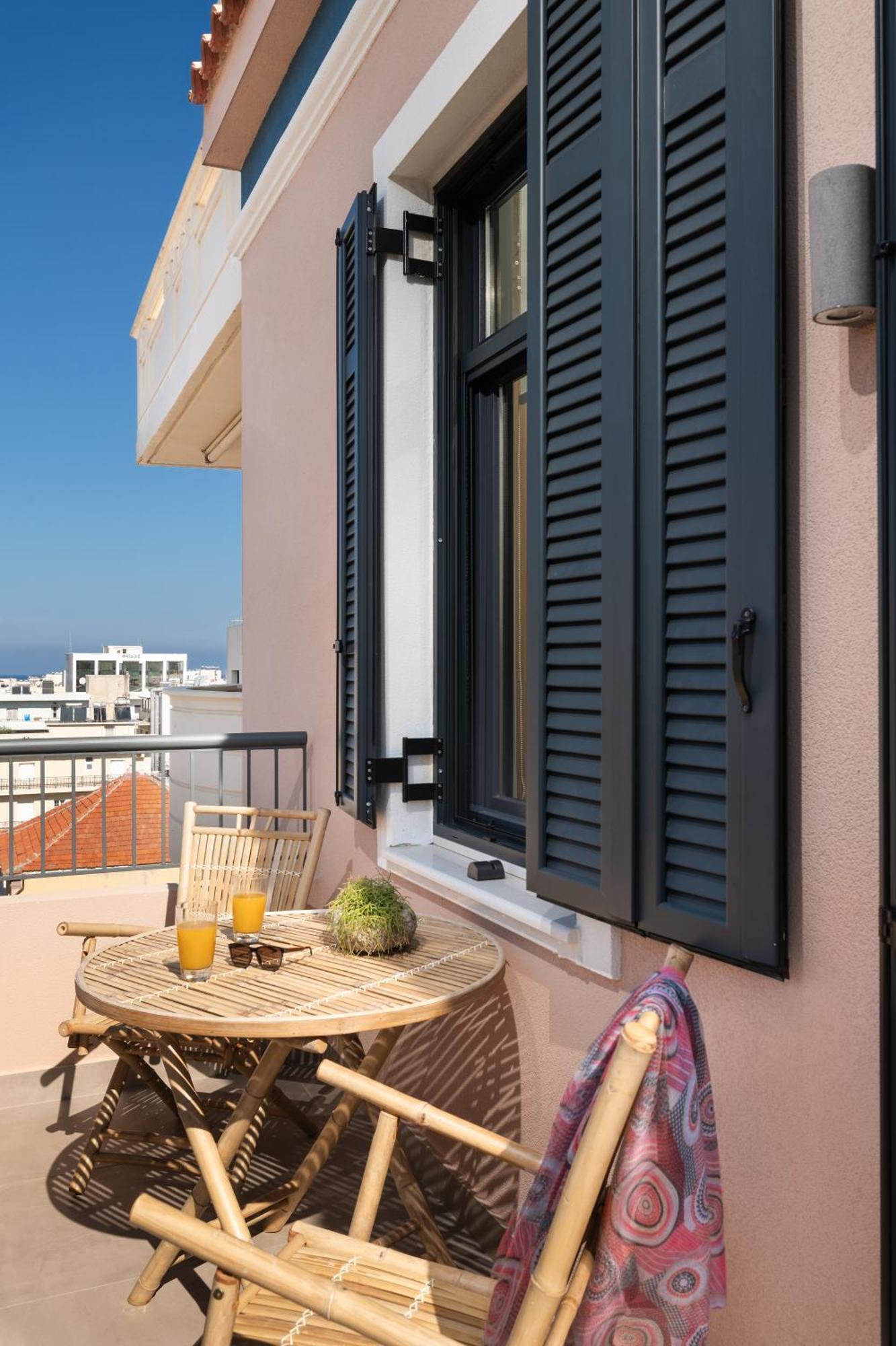 The Alma City Hotel Hriszí Aktí Haniá Kültér fotó