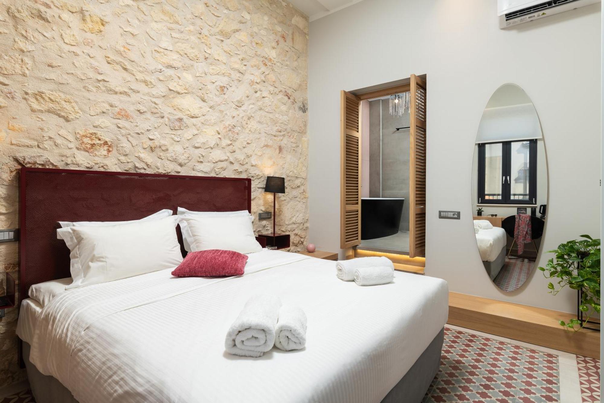 The Alma City Hotel Hriszí Aktí Haniá Kültér fotó